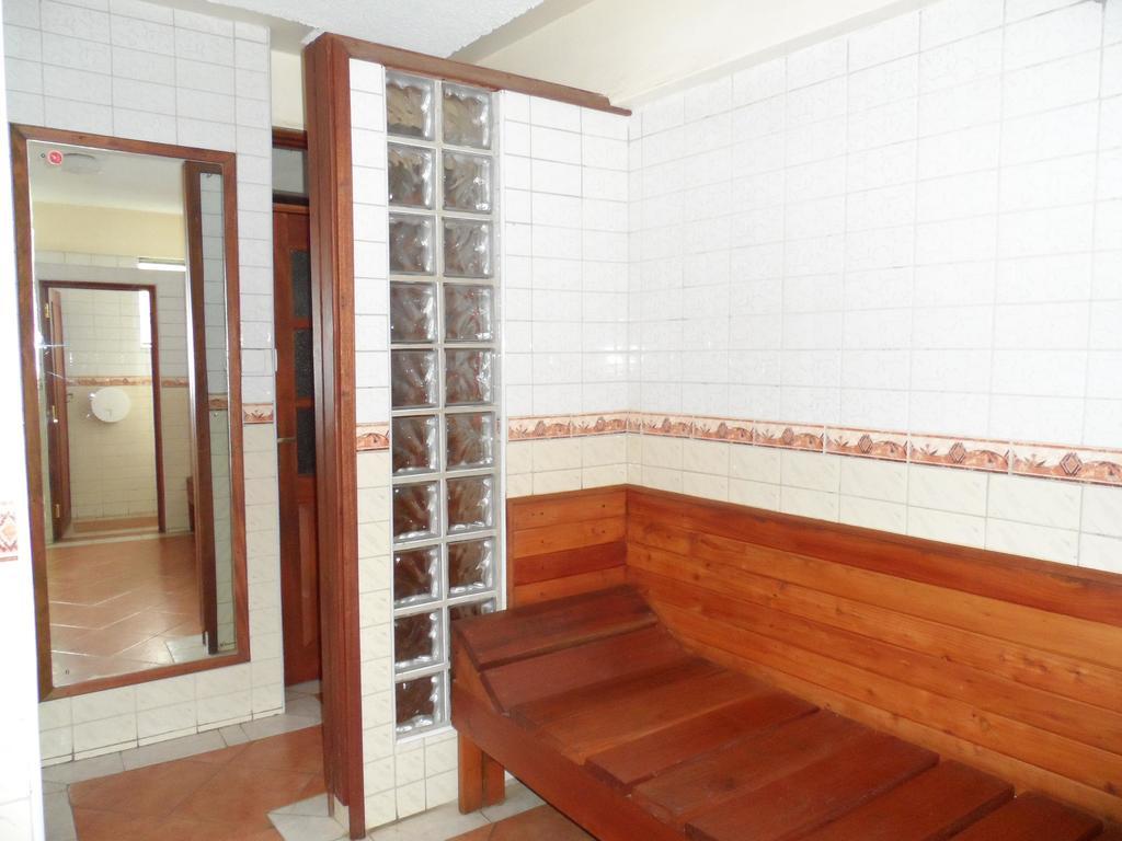 Tropical Towers Apartments Найроби Экстерьер фото